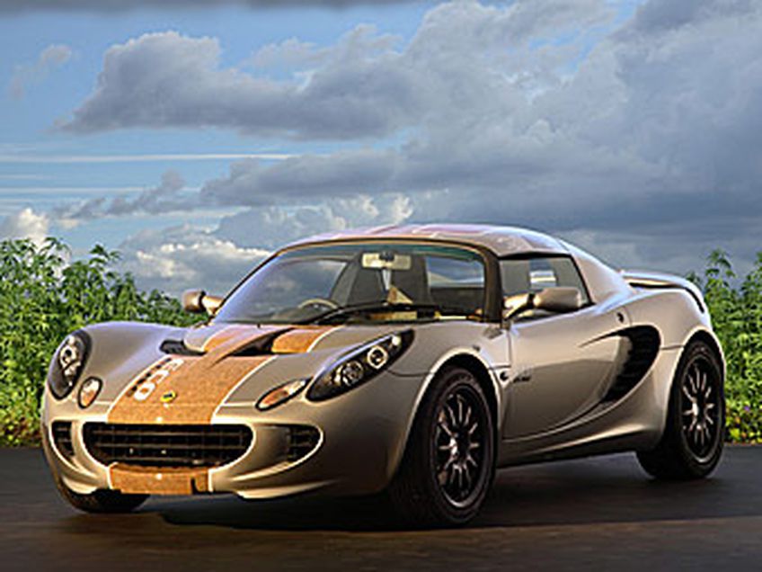 Компания Lotus построила Elise с конопляным кузовом
