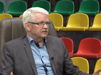 Йонас Некрошас: Решая вопросы спортцентра, политики ведут себя не по-спортивному (видео) - В Висагинасе
