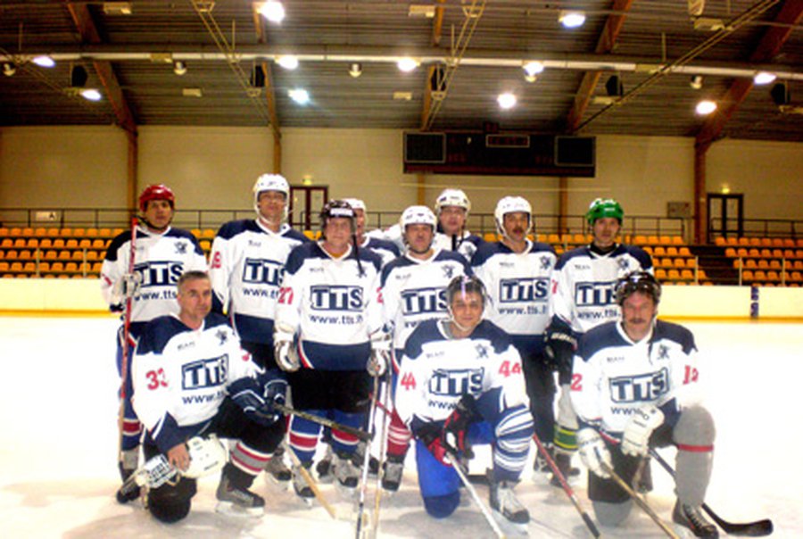 Трус не играет в хоккей!                                 - В Висагинасе