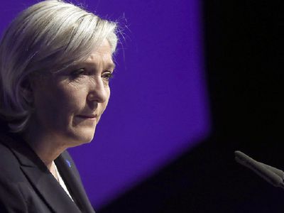 Ле Пен на форуме в Праге высказалась за ликвидацию ЕС - В Мире