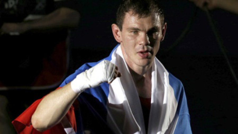 Олимпийскому чемпиону по боксу подарили квартиру с ...долгами - Культурные и спортивные мероприятия