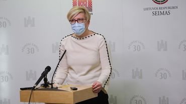 I. Šimonytė: kol kas neturime tiek vakcinų, kad „AstraZeneca“ leistumėm skiepyti visus norinčius