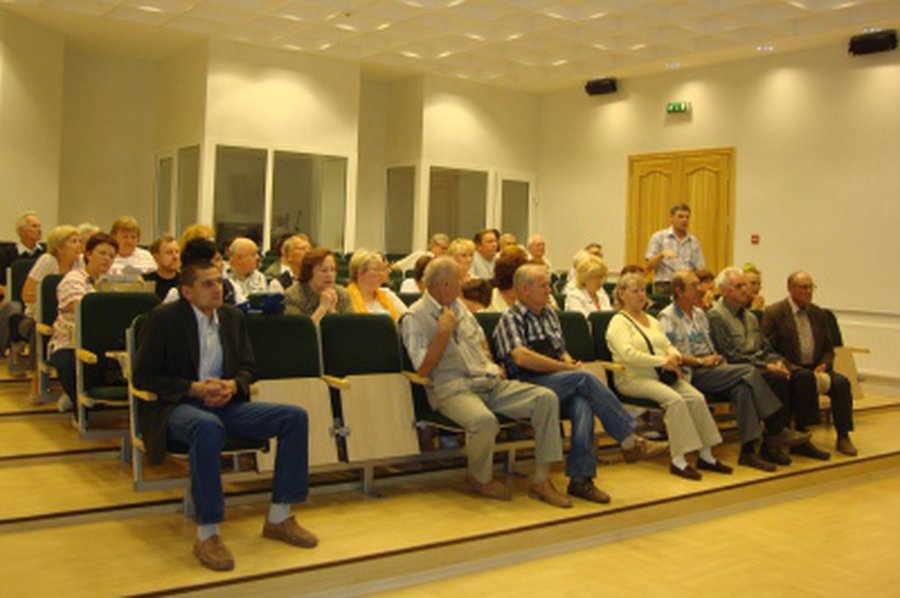 Продолжается обсуждение программы по реновация жилья                                                                                                   - В Висагинасе