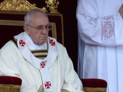 Папа Франциск заменил свой трон креслом - В Мире