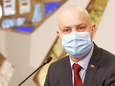 А. Верига заговорил о вызовах для новой власти: и армию на улицах можем увидеть - Литва и страны Балтии