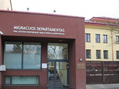 За последние полгода в стране выдано рекордное количество разрешений на временное проживание - Литва и страны Балтии