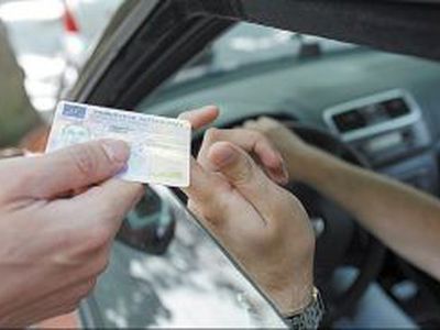 Водитель «под кайфом» с фальшивыми правами
                                                                                                           - Происшествия и криминал