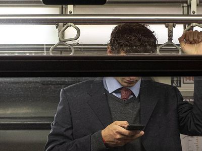 ФБР назвало угрозой российские мобильные приложения - IT новости