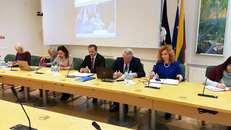 Территориальный колдоговор профсоюзов бюджетников открывает новые возможности (видео) - В Висагинасе