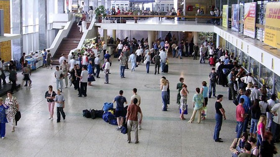 «Чемодан, вокзал, Европа» узаконят в Литве - Литва и страны Балтии