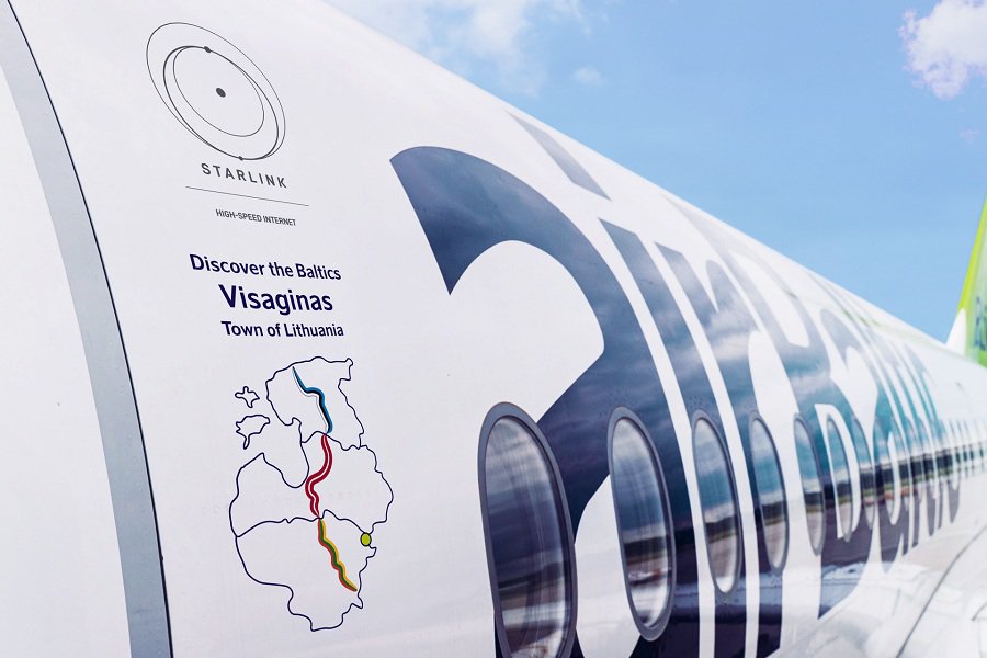 С 21 августа начал свои полёты самолёт «airBaltic» с именем Висагинас - Литва и страны Балтии
