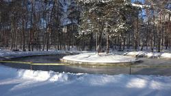 Висагинский "фонтан без воды"  превращается в круговой каток с подсветкой