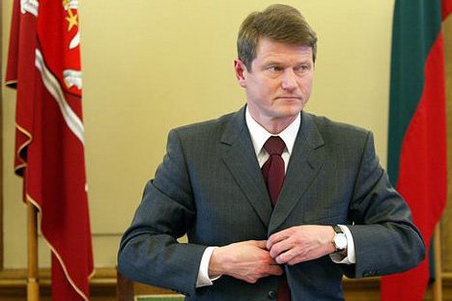 Экс-президент Литвы: Уже просматривается сценарий «президентского переворота»                                 - Литва и страны Балтии