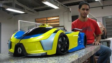 Бразильский студент разработал для Renault концепт гибридного суперкара