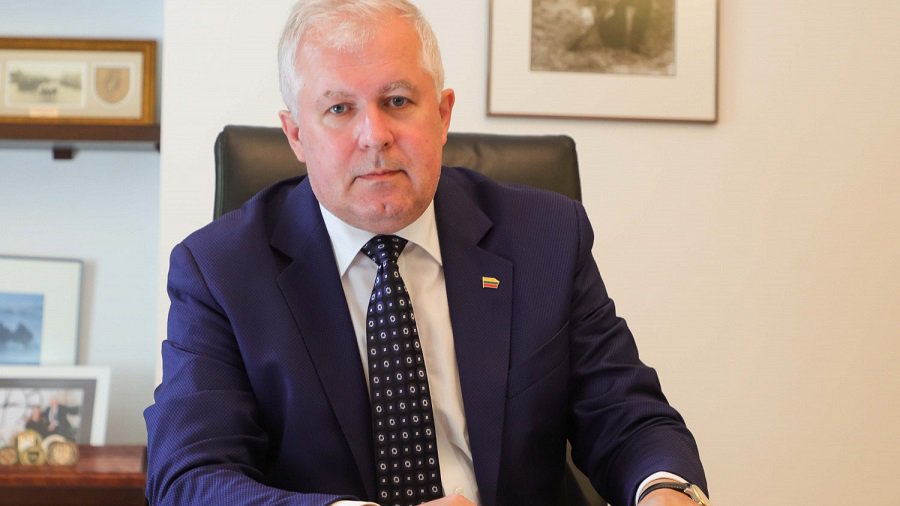 А. Анушаускас: в Украину для солдат отправилась первая партия теплых джемперов и теплых комплектов - Литва и страны Балтии