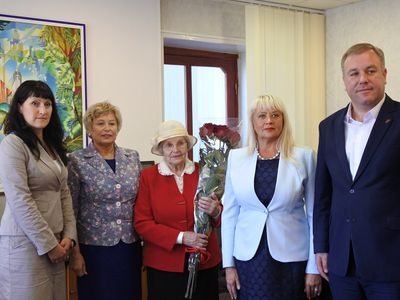 Нине Федоровне Дегтяревой – 80 лет! Ее заслуги не забыты - В Висагинасе