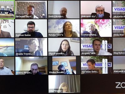 Спустя 1,5 часа началась прямая трансляции заседания Совета самоуправления - В Висагинасе