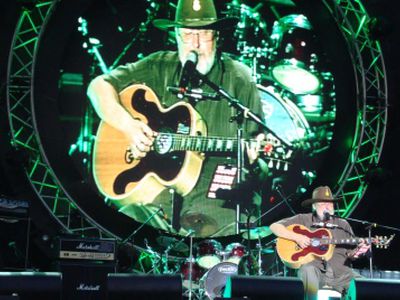 Голосуем за «Visagino country» в проекте «СуперГород» («SuperMietstas»)

                                 - В Висагинасе