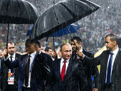 Источник: у российских руководителей всегда есть с собой зонты - Это интересно