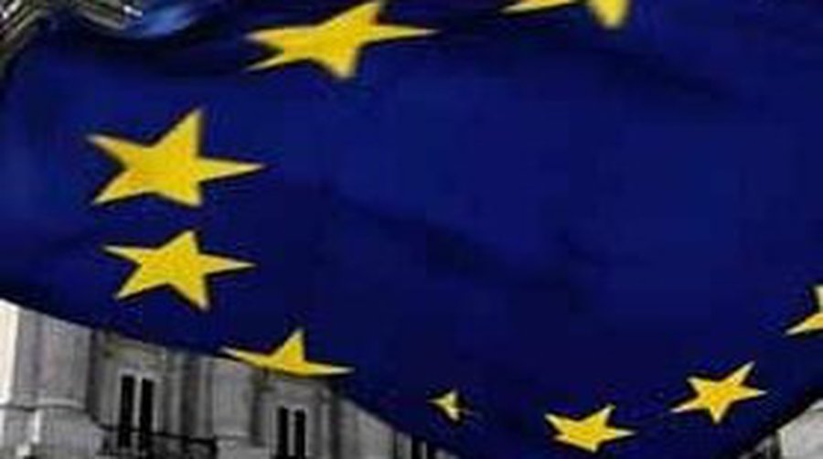 ЕС хочет контролировать интернет - В Мире