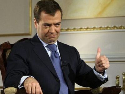 Президент Литвы планирует пригласить Медведева в Вильнюс на 20-летие независимости Литвы - Литва и страны Балтии