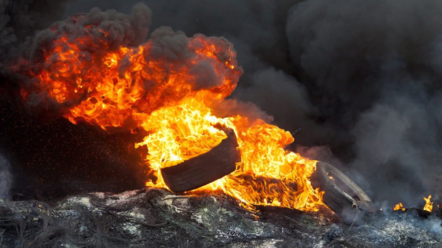 Ущерб от пожара на предприятии в Алитусе может составить до 5 млн евро - Литва и страны Балтии