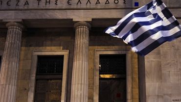 Еврогруппа отложила предоставление финпомощи Греции
                                                                