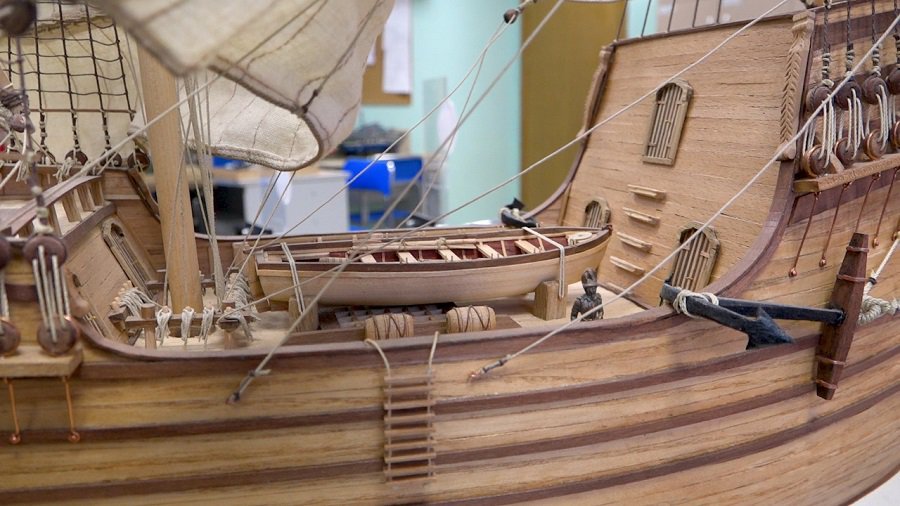 Корабельных дел мастер Владимир Муравьев (Видео) - Висагинас и висагинцы