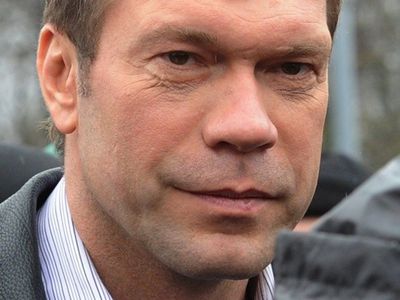 Кандидата в президенты Украины Олега Царева избили в Киеве - В Мире