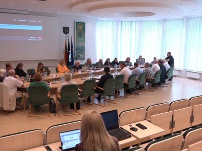 Могут ли руководители бюджетных учреждений Висагинсаса участвовать в заседании Комитетов без разрешения мэра? (видео) - В Висагинасе