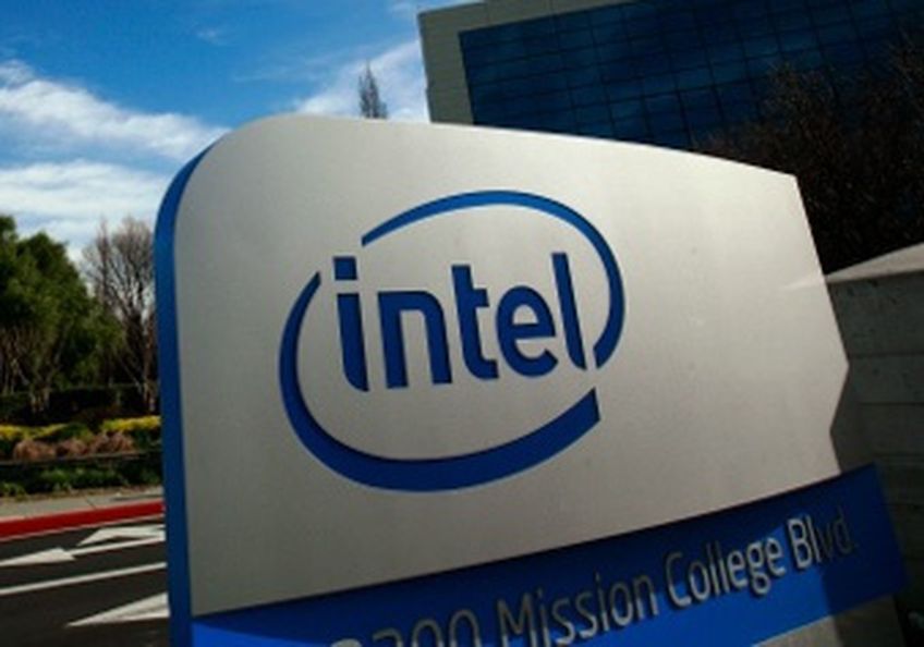 Intel выпустит телеприставку с функцией распознавания лиц
