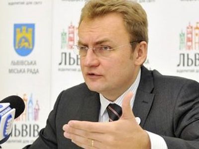 Мэр Львова обвинил в беспорядках 9 мая «русских фашистов»

                                 - В Мире