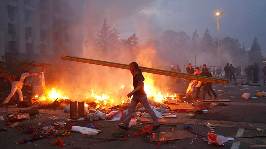 СМИ: Причиной трагедии в Одессе стала провокация - В Мире