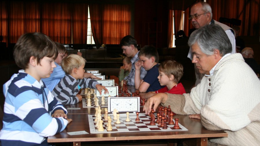 Шахматам все возрасты покорны - В Висагинасе