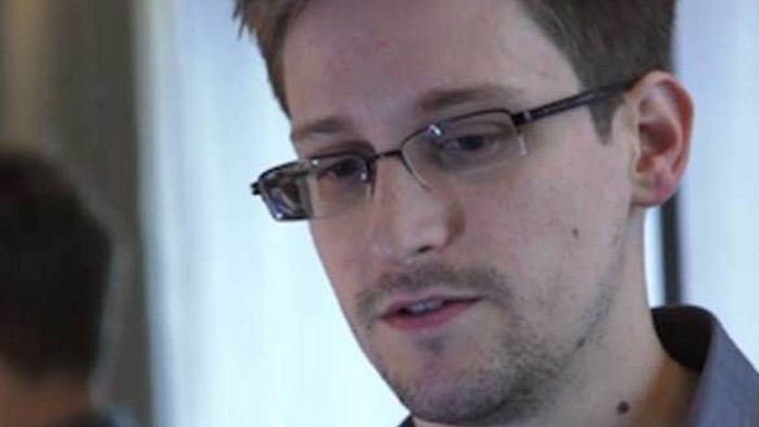Сноуден в интервью NBC утверждает, что работал за рубежом под прикрытием