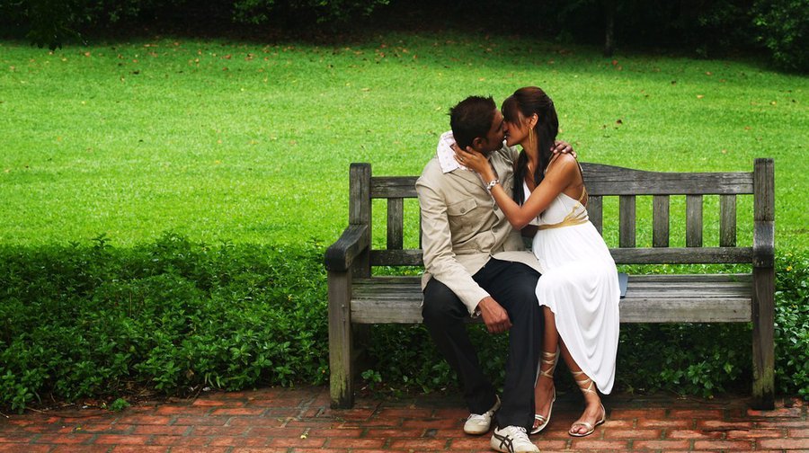 Поцелуи защитят от болезней - Наука и здоровье