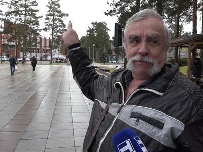 Как оценивают висагинцы обновленную систему освещения и новый LED-экран? Блиц-опрос (видео) - В Висагинасе