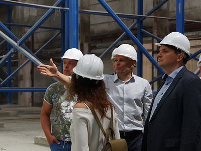 День открытых дверей на висагинском заводе AKSA - В Висагинасе