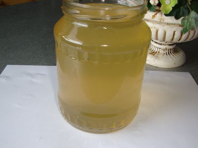 Вместо воды течет желтая жидкость. Куда обращаться? - В Висагинасе