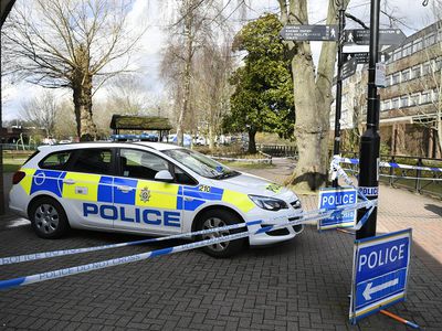 Didžiosios Britanijos policija nemano, kad Solsberyje sunegalavusi pora apsinuodijo nervus paralyžiuojančia medžiaga „Novičiok“ - Įvykiai ir kriminalas