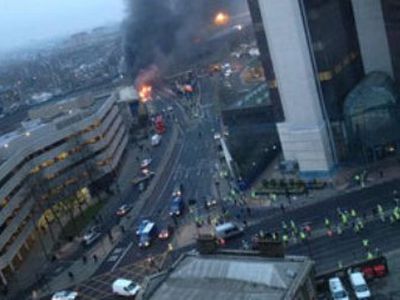 В центре Лондона вертолет врезался в строительный кран - В Мире