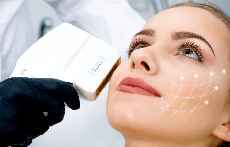 Чтобы радоваться своему отражению в зеркале завтра, стоит позаботиться о себе сегодня - Реклама