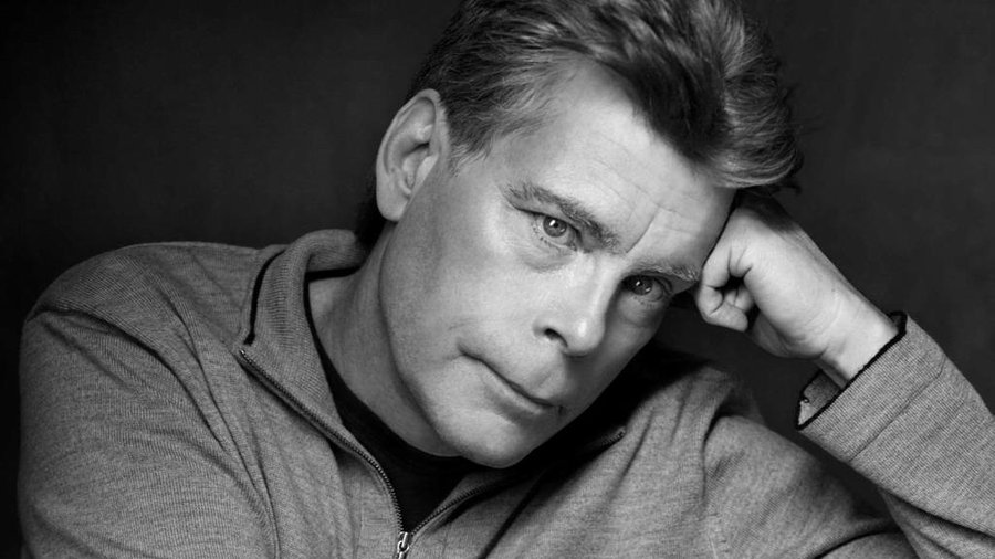 Стивен Кинг: Китай идет к тому, чтобы порвать с долларом - В Мире