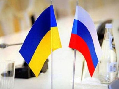 СМИ: Россия и Украина договорились о гуманитарных коридорах и возможном временном прекращении огня - В Мире