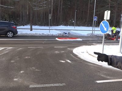 Мэр Висагинаса согласен с замечаниями жителей по поводу островков безопасности (видео) - В Висагинасе