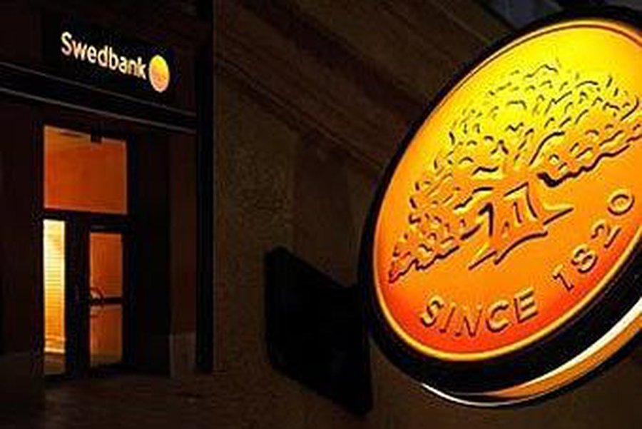 Вкладчики латвийского банка устроили панику из-за SMS                                                                                           - Литва и страны Балтии