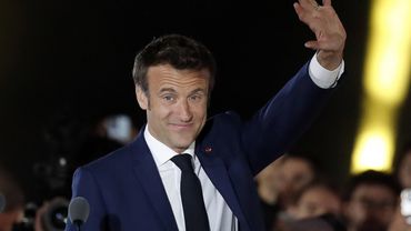 Oficialiais duomenimis, E. Macronas laimėjo Prancūzijos prezidento rinkimus, surinkęs 58,5 proc. balsų