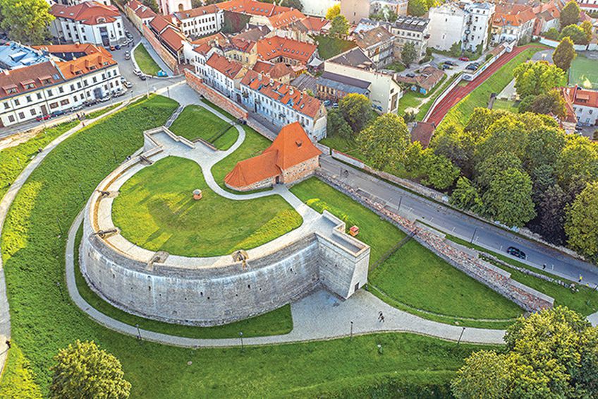 Vilniaus gynybinė sienos bastėja: laikų liudytoja ir istorijos saugotoja