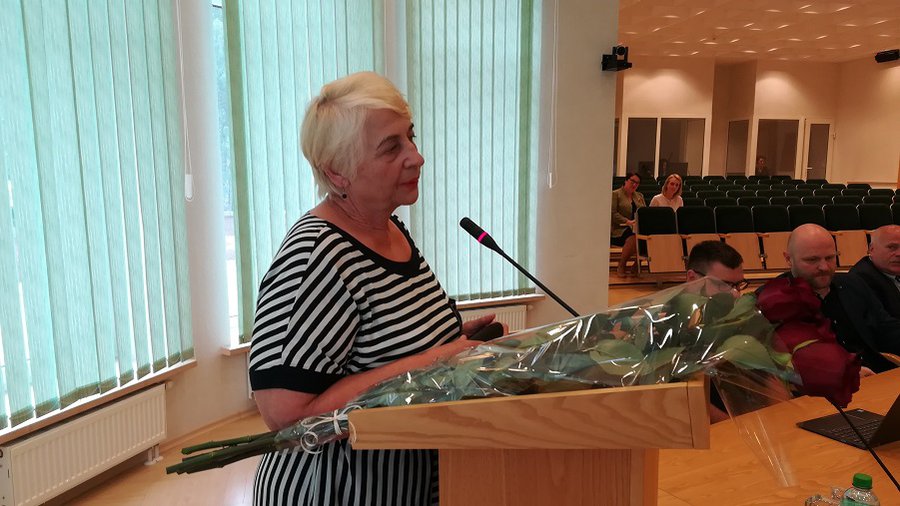 Совет проводил В. Бейнорене на пенсию. Но торжества не получилось - В Висагинасе