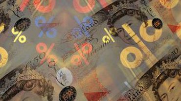 Госдолг Великобритании впервые в истории поднялся выше £1 трлн